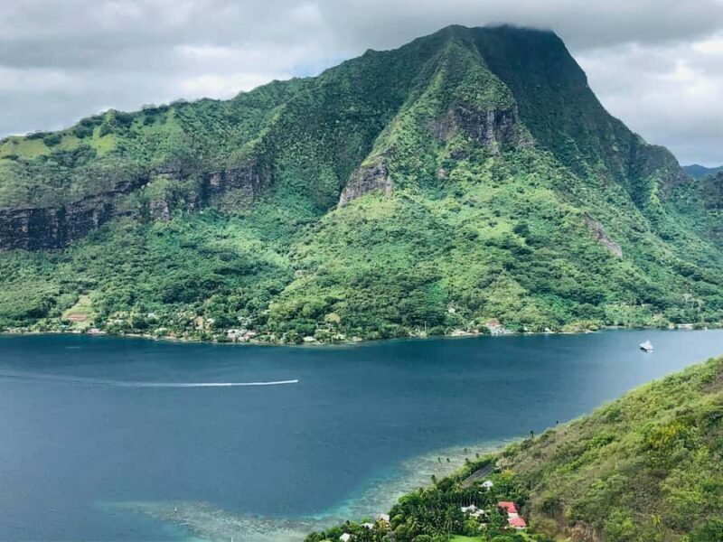 Moorea:4X4 safari excursion between land and sea with lunch - Who This Tour Is Best For