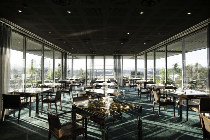 Moorillas Posh-As Day at Mona: Art and Wine Experience - Self-Guided Museum Exploration