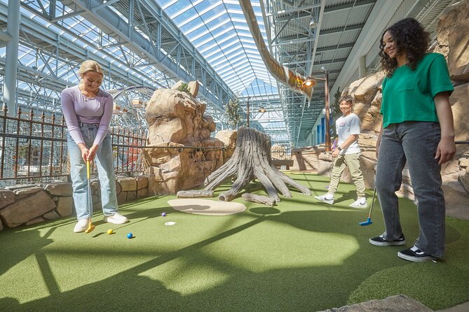 Moose Mountain Adventure Golf in Mall of America - Key Points