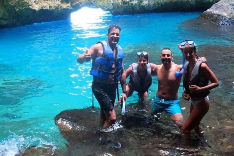 Moraig: Kayak Excursion to Moraig & Cave Peces-Testos - Kayaking Destinations