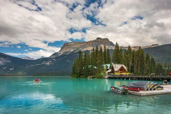 Moraine Lake, Louise, Emerald Lake, Johnston Canyon, Banff Town - Transport and Group Size