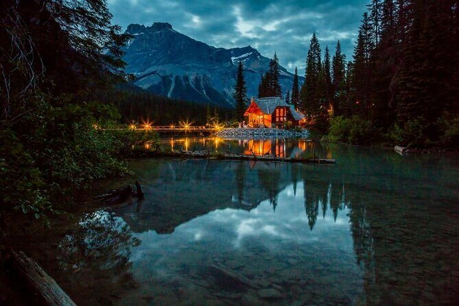 Moraine Lake, Louise, Emerald Lake, Johnston Canyon, Banff Town - Who This Tour Is Best For