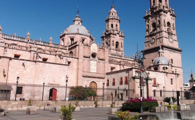 Morelia: Walking City Tour - Nearby Attractions