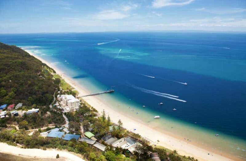 Moreton Island: Desert Safari Tour & Dolphin Viewing - Introduction to the Experience