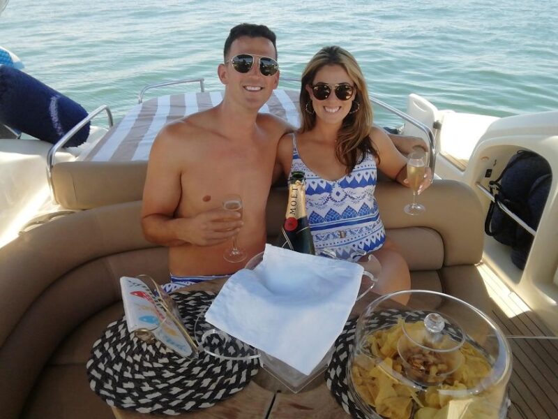 Morning/Afternoon Luxury Yacht Cruise With Drinks and Snacks - Customer Feedback and Meeting Point
