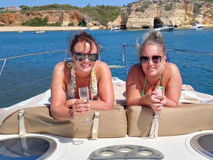 Morning/Afternoon Luxury Yacht Cruise With Drinks and Snacks - Reservation and Cancellation Policy