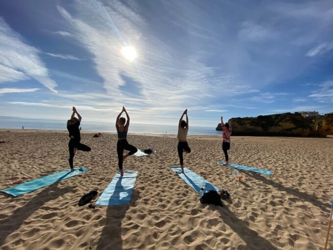 Morning Beach Yoga in Portimão by El Sol Lifestyle - Yoga Style and Components