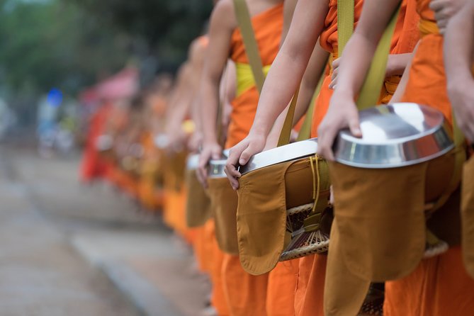 Morning Buddhist Almsgiving, Grand Palace and Flower Market Tour in Bangkok - Accessibility