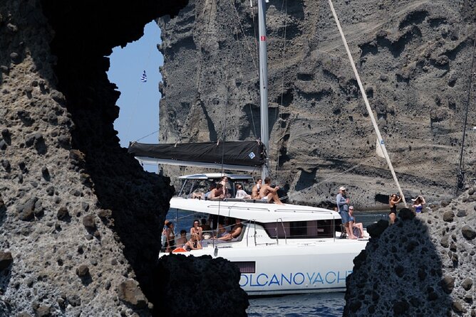 Morning Caldera Cruise With BBQ Meal and Drinks - What to Expect