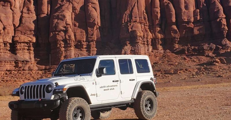 Morning Canyonlands Island in the Sky 4x4 Tour - Tour Experience and Highlights