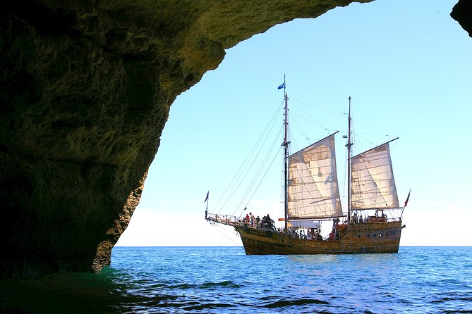Morning Caves Expedition Tour From Portimao - Duration and Group Size