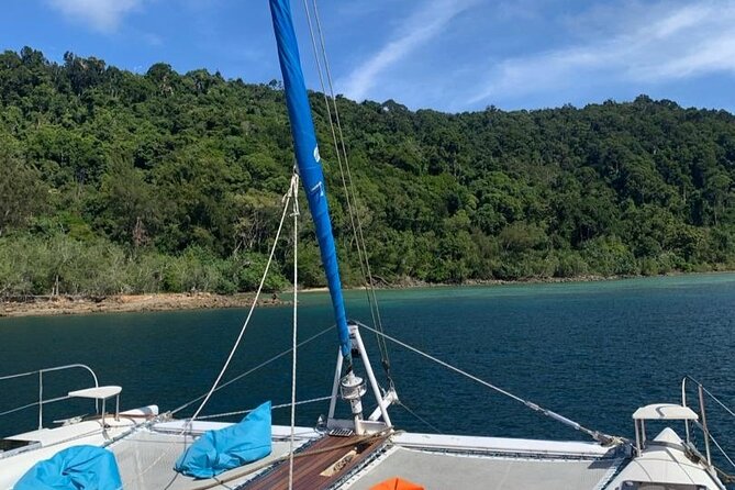 Morning Charter Cruise Experience in Kota Kinabalu - Inclusions and Amenities