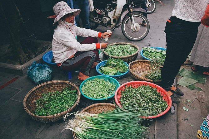 Morning Cooking Class in Thuan Tinh Island Depart From Hoi an Old Town - Visit to Ms. Hoas Family Home