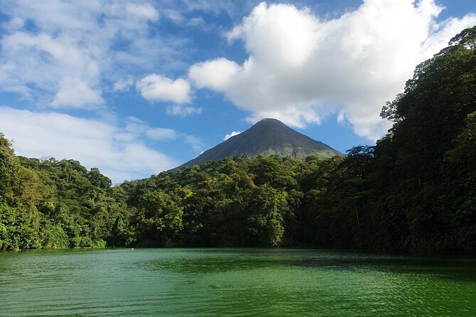 Morning Guided Hiking Tour to Arenal Volcano With Lunch - Key Points