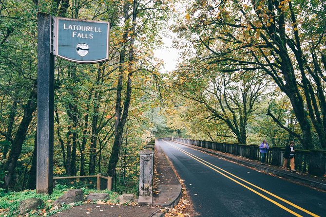 Morning Half-Day Multnomah Falls and Columbia River Gorge Waterfalls Tour From Portland - Traveler Reviews and Ratings