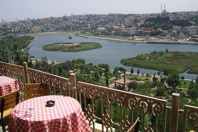 MORNING Istanbul Bosphorus Cruise Tour With Spice Market - Spice Market Exploration