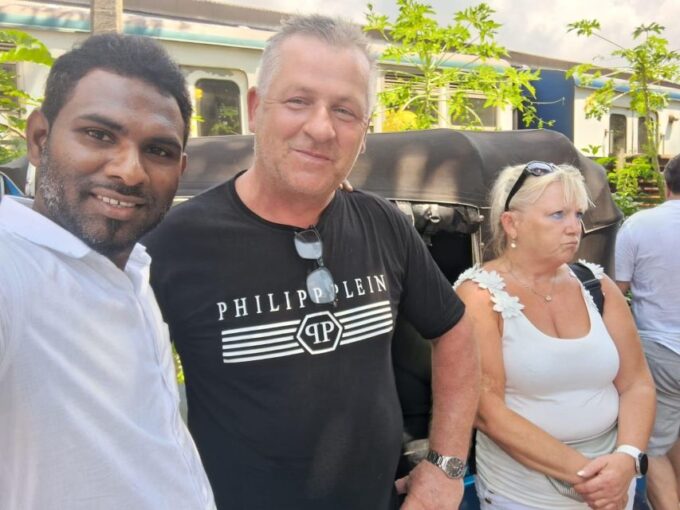 Morning or Evening Colombo Sightseeing Tour by Tuk Tuk - Contact Information