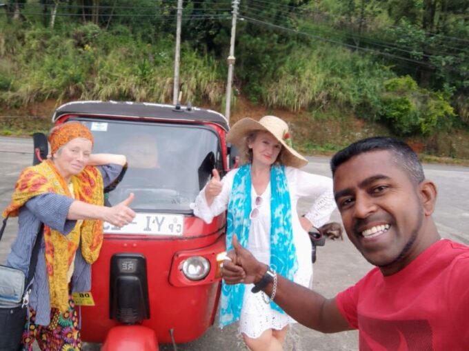 Morning or Evening Colombo Sightseeing Tour by Tuk Tuk - Frequently Asked Questions
