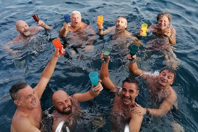 Morning or Evening Tour With Aperitif, Lunch or Dinner and Bathroom Breaks - Restroom Breaks