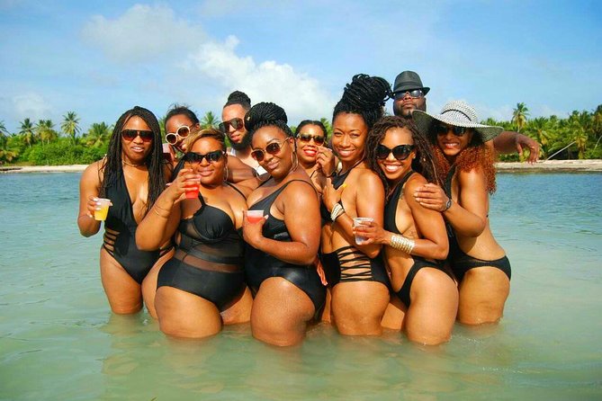 Morning Private Party Boat With Water Slide Open Bar and BBQ - Lively Party Atmosphere