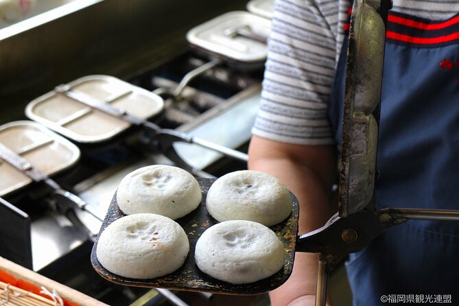 Morning Purification Ritual at Dazaifu Tenmangu by Train Tour - Getting to Dazaifu Tenmangu by Train