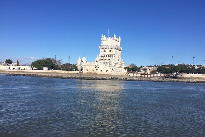 Morning Sailing Tour in Tagus River From Lisbon - Accessibility and Age Restrictions