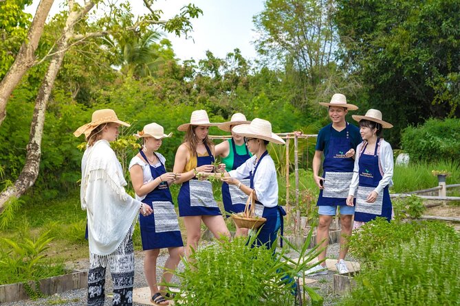 Morning Session - Thai Cooking Class in Traditional Pavilion With Beautiful Farm - Included Amenities and Offerings