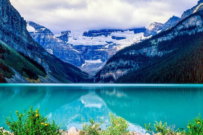 Morning Tour at Moraine Lake(2hrs) & Lake Louise(2hrs) - Authentic Insights from Travelers