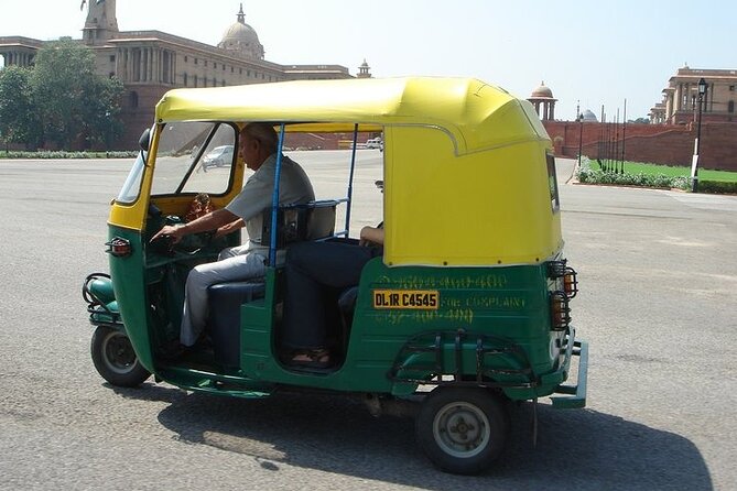 Morning Tour Of Chhatarpur Temples And Qutub Minar In Delhi With Tuk-Tuk Ride - Qutub Minar Sightseeing