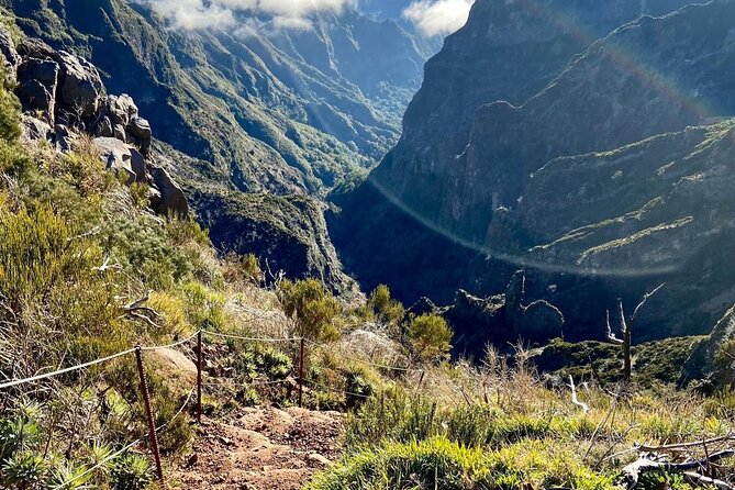 Morning Transfer to Pico Do Arieiro, Hike to Pico Ruivo & Return From Teixeira - Descent to Achada Do Teixeira