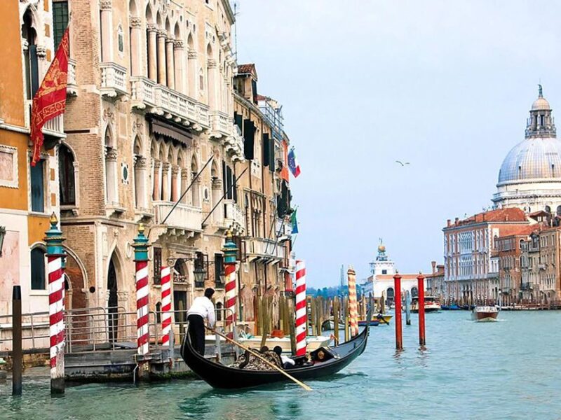 Morning Venice: Doge's Palace, Castello, & Gondola Cruise - Important Information