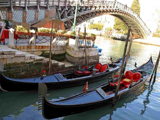 Morning Venice: Doge's Palace, Castello, & Gondola Cruise - Frequently Asked Questions