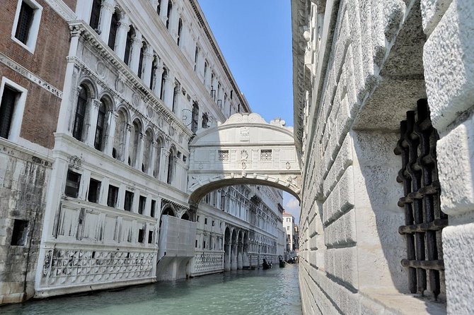 Morning Venice Walking Tour Plus Doges Palace Guided Visit - Tour Duration and Location