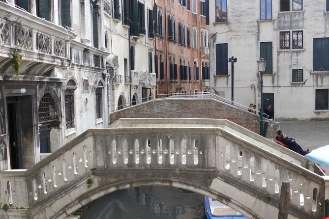 Morning Walking Tour of Venice - Questions About Staying Here