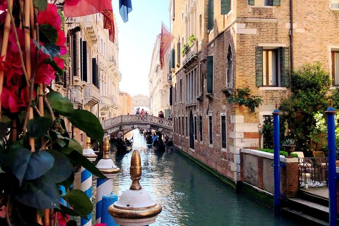 Morning Walking Tour of Venice Plus Gondola Ride - Gondola Ride Experience