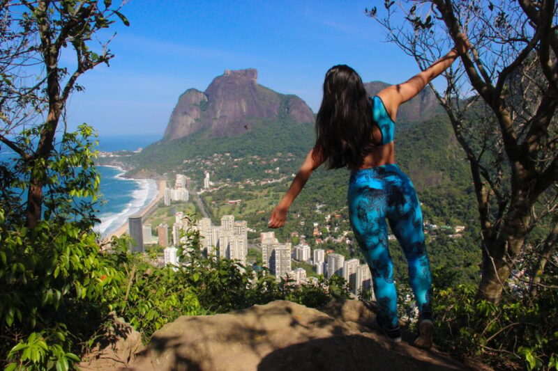 Morro Dois Irmãos Hiking + Vidigal Favela Tour - Itinerary
