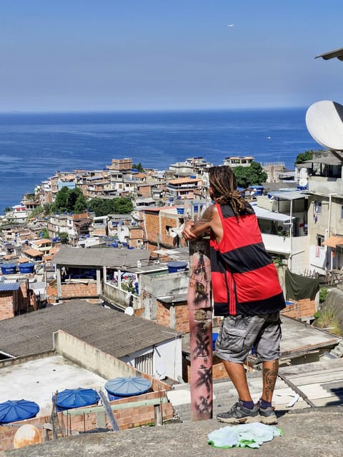 Morro Dois Irmãos Hiking + Vidigal Favela Tour - What to Bring