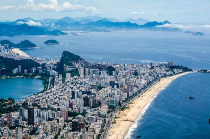 Morro Dois Irmãos Hiking + Vidigal Favela Tour - Frequently Asked Questions