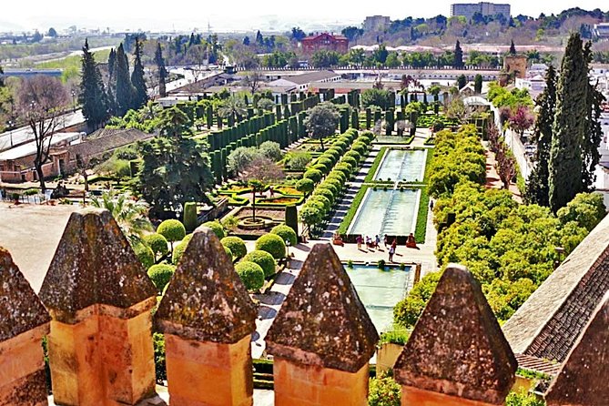 Mosque, Alcazar and Juderia Ticket Included Skip the Line - Meeting Location and Accessibility