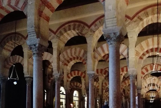 Mosque, Alcazar and Juderia Ticket Included Skip the Line - Tour Duration and Group Size