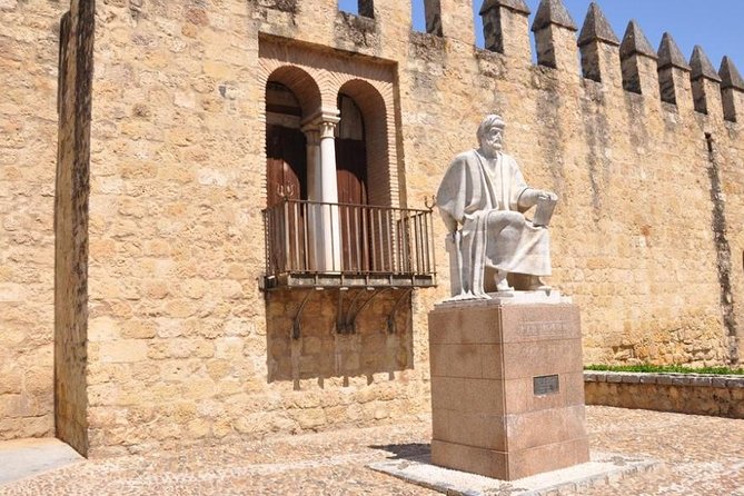 Mosque, Alcazar of the Christian Monarchs and Juderia - Group Size and Booking