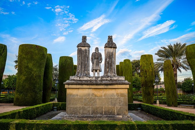 Mosque-Cathedral, Alcazar & Synagogue With Skip the Line Tickets - Small Group for Personalized Attention