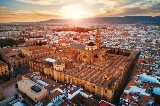 Mosque-Cathedral of Córdoba Guided Tour With Tickets - Explore Iconic Monument