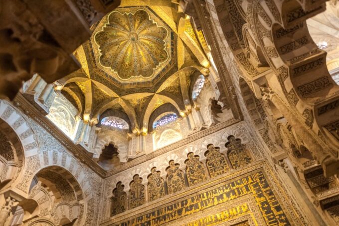 Mosque-Cathedral of Córdoba Guided Tour With Tickets - Learn Building History