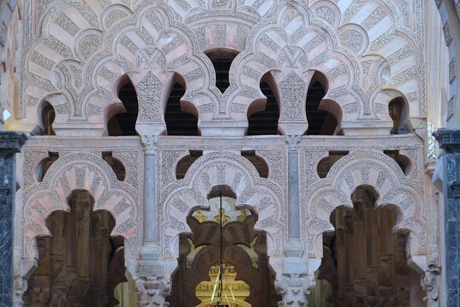 Mosque-Cathedral, Synagogue and Jewish Quarter Guided Tour - Tour Duration and Group Size