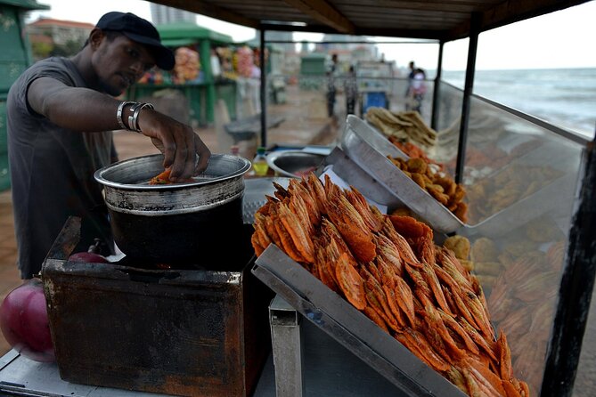 Most Amazing Colombo Walking & Street Food Tour. AM & PM - Health and Accessibility