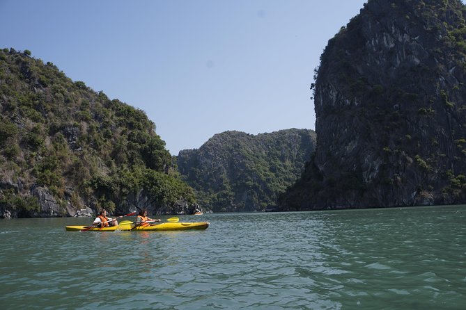 Most Favorite Full Day Boat Tour With Kayaking in Lan Ha Bay, Ha Long Bay - Onboard Amenities