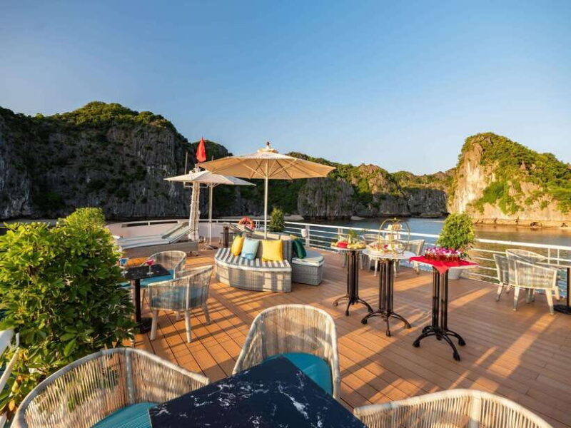 Most Luxurious Day Trip to Lan Ha Bay With Lunch From Hanoi - Packing Recommendations