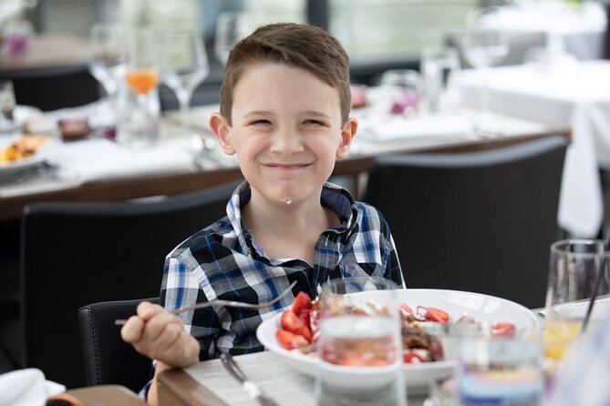 Mothers Day Plated Dinner on the Chicago River - Dinner Experience