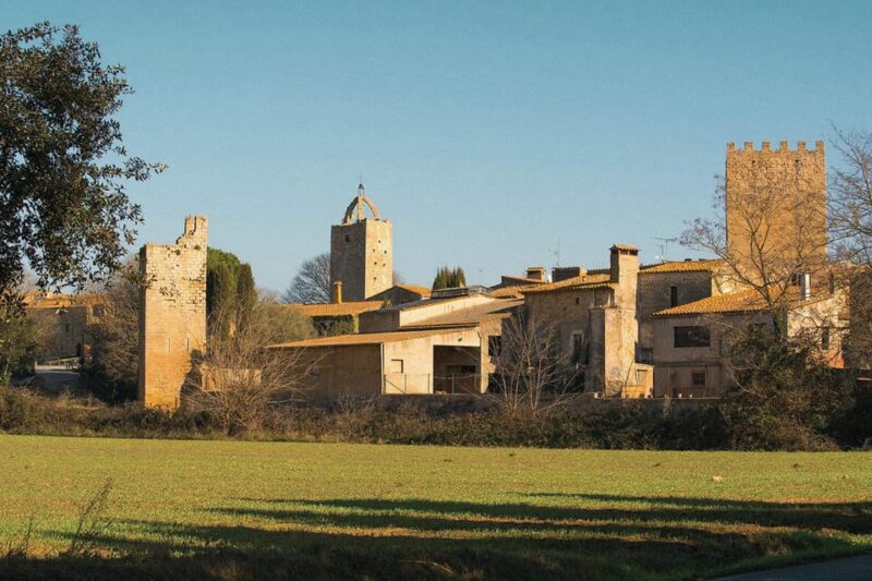 Moto Silence Tour - Empordà Medieval Villages - Scenic Journey Details
